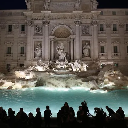 Alojamento de Acomodação e Pequeno-almoço Vatican's Keys 4*